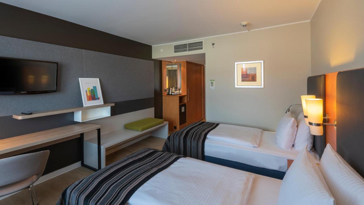 Standard Room,1722882049:JPEG